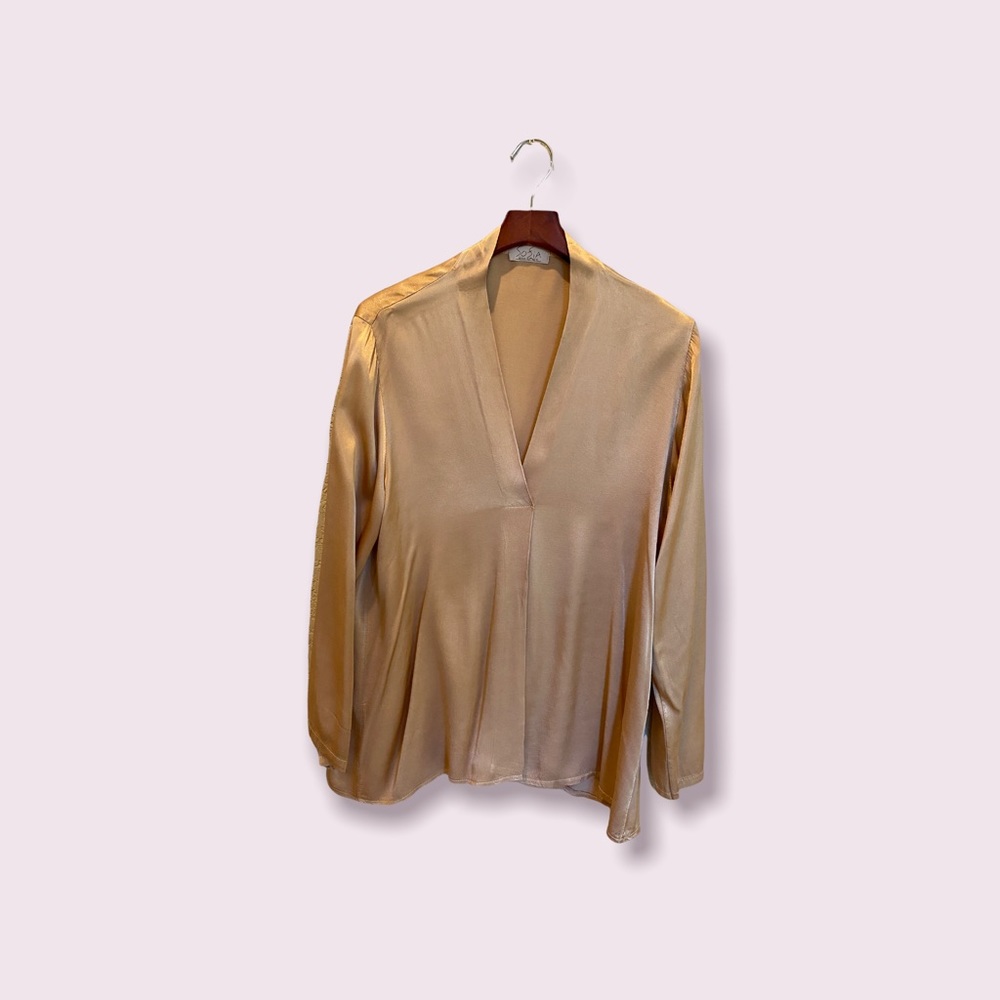 100% Viscosa high-low blouse